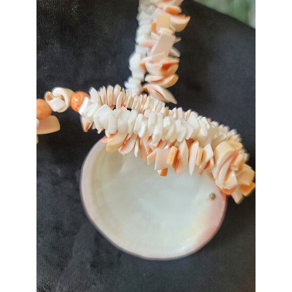 Women's Natural Shell Pendant Necklace With White And Peach Heishi Shell Beads - Picture 7 of 7
